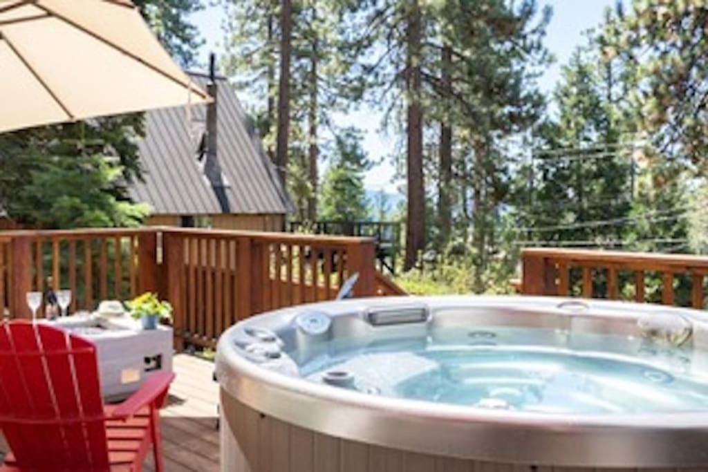 Lake Views, Pet-Friendly Cabin With Hot-Tub In King'S Beach Kings Beach Ngoại thất bức ảnh