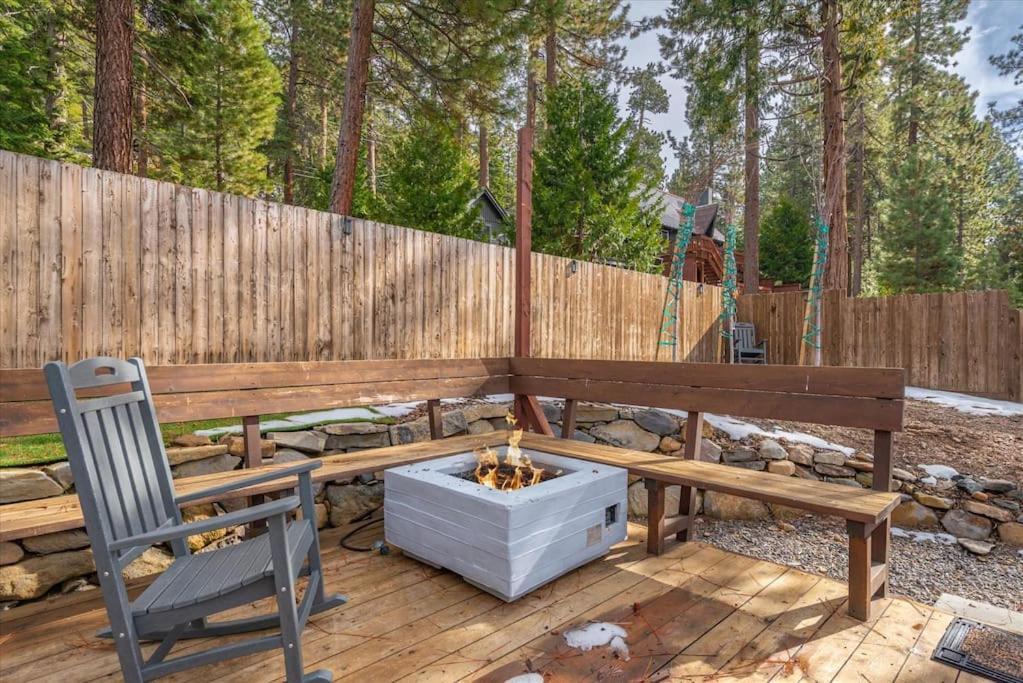 Lake Views, Pet-Friendly Cabin With Hot-Tub In King'S Beach Kings Beach Ngoại thất bức ảnh